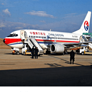韶关丹霞机场空运航空快运业稳步发展的原因是什么？